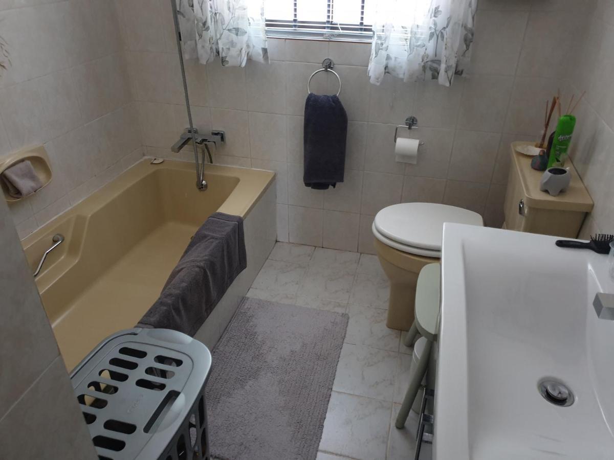 125 On Van Buuren Road Guest House جوهانسبورغ المظهر الخارجي الصورة