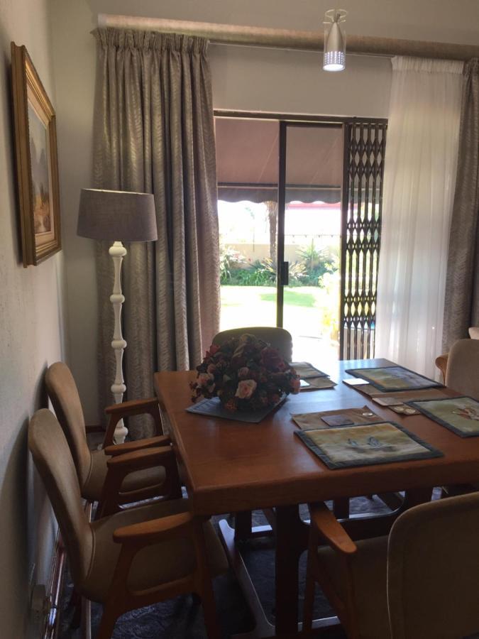 125 On Van Buuren Road Guest House جوهانسبورغ المظهر الخارجي الصورة