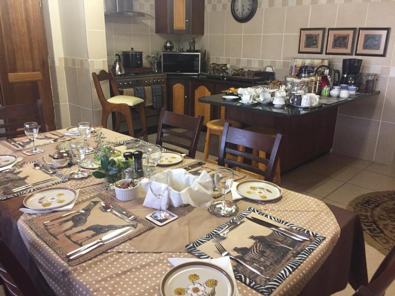 125 On Van Buuren Road Guest House جوهانسبورغ المظهر الخارجي الصورة