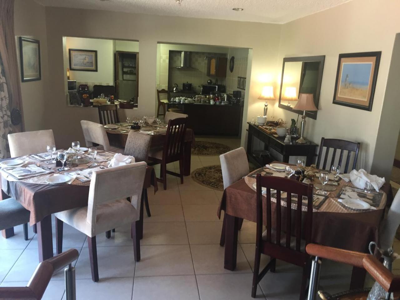 125 On Van Buuren Road Guest House جوهانسبورغ المظهر الخارجي الصورة